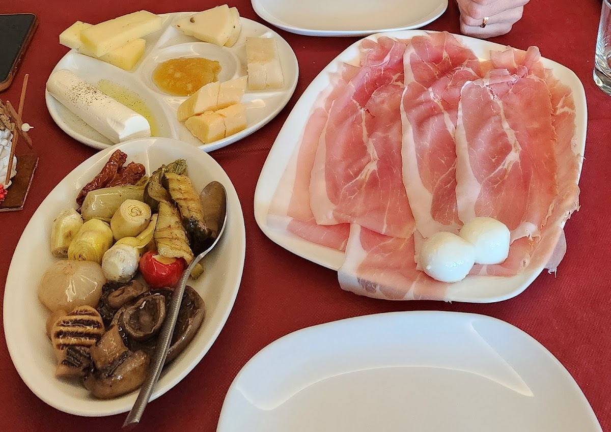 Prosciutteria Al Mulino-5